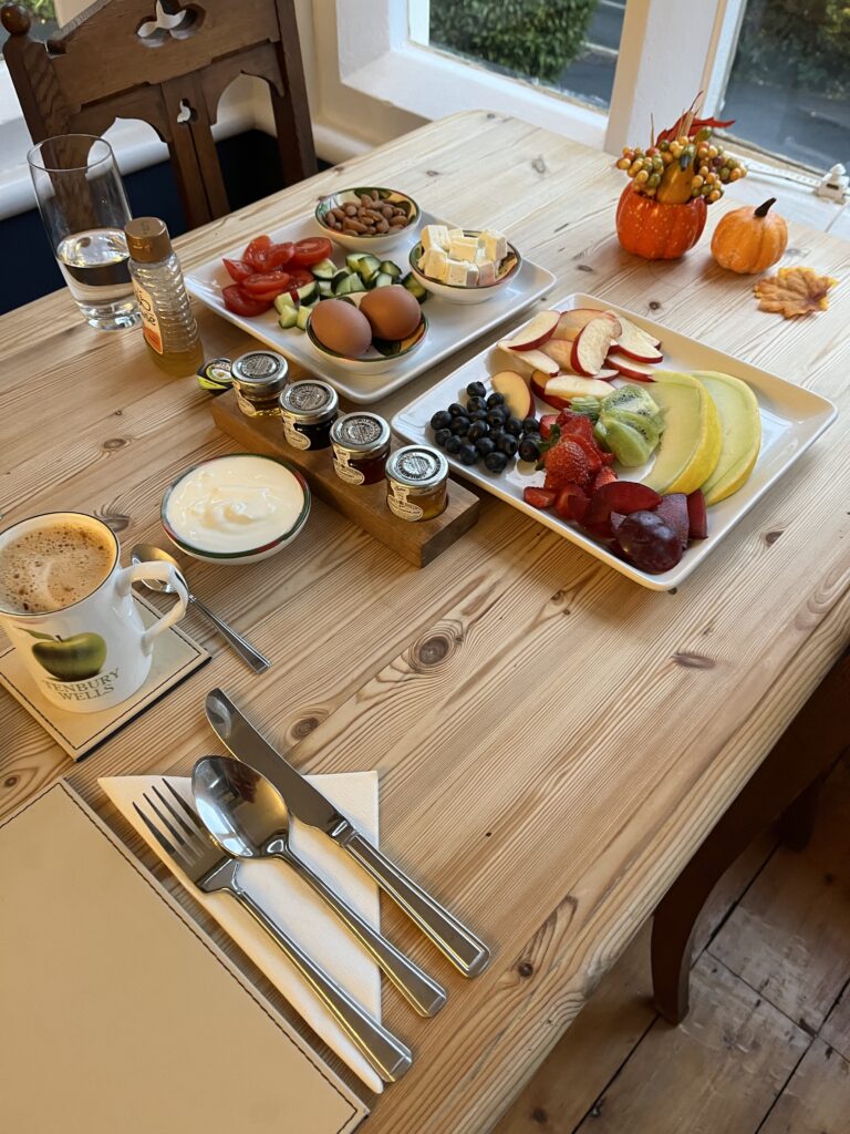 Breakfast at Burleigh House